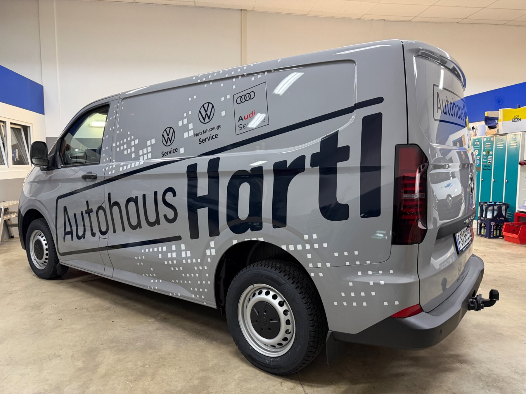 Autohaus Hartl – Fahrzeugbeschriftung